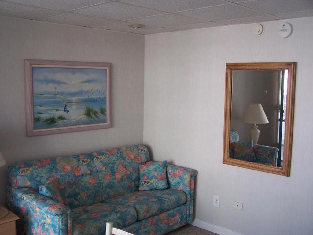 410 EAST MONTEREY AVENUE 315 WILDWOOD CREST SUMMER VACATION RENTALS